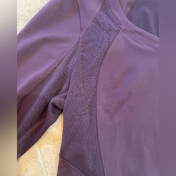 Athleta Shanti Lace Cropped Long Sleeve top size 1X - Picture 6 of 10